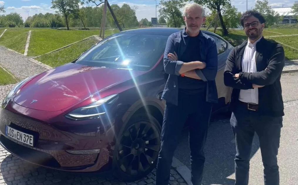 Tesla FSD 12歐洲首秀驚艷！自動駕駛新紀元加速到來，馬斯克訪華力推中國落地！