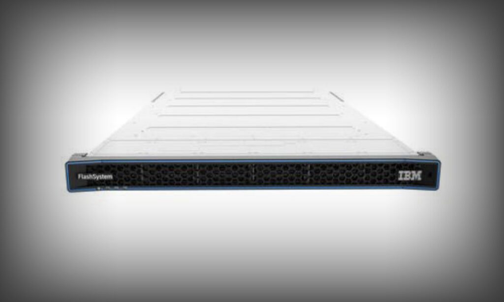IBM全新發布高性能FlashSystem 5300：引領企業級存儲進入高密度、高效能時代