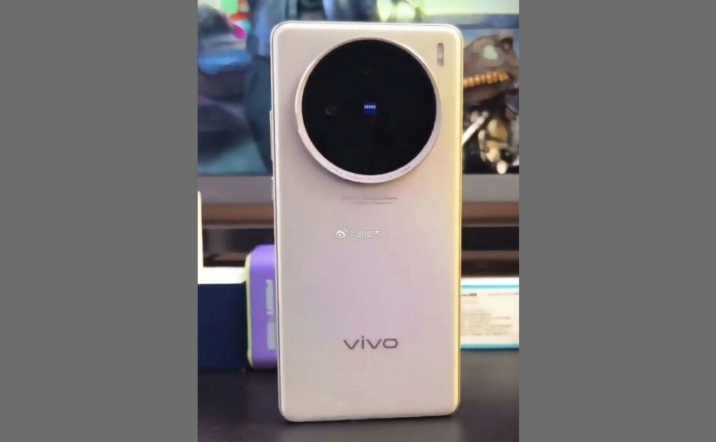 vivo X100s真機曝光：圓形攝像頭模組配蔡司技術，AI功能值得期待