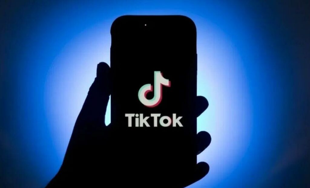 TikTok加強AI生成內容識別，與Adobe合作引入「內容憑證」系統