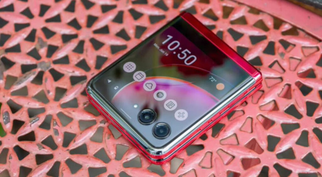 摩托羅拉Moto Razr 50 Ultra曝光：搭載驍龍8s Gen 3，預計2024年6月上市