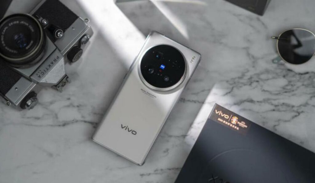 vivo X100 Ultra人像評測：揭秘85mm長焦鏡頭，讓你的照片秒變專業大片！