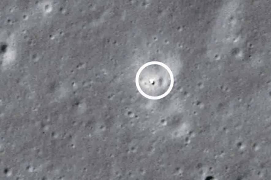 NASA在月背拍到嫦娥六號著陸點