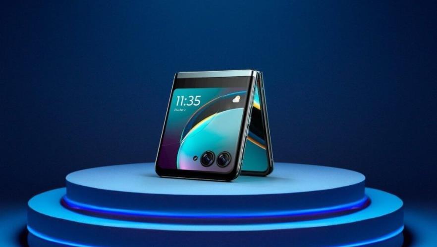 摩托羅拉razr 50 Ultra宣傳影片公佈：IPX8 防水與Moto AI成為新亮點