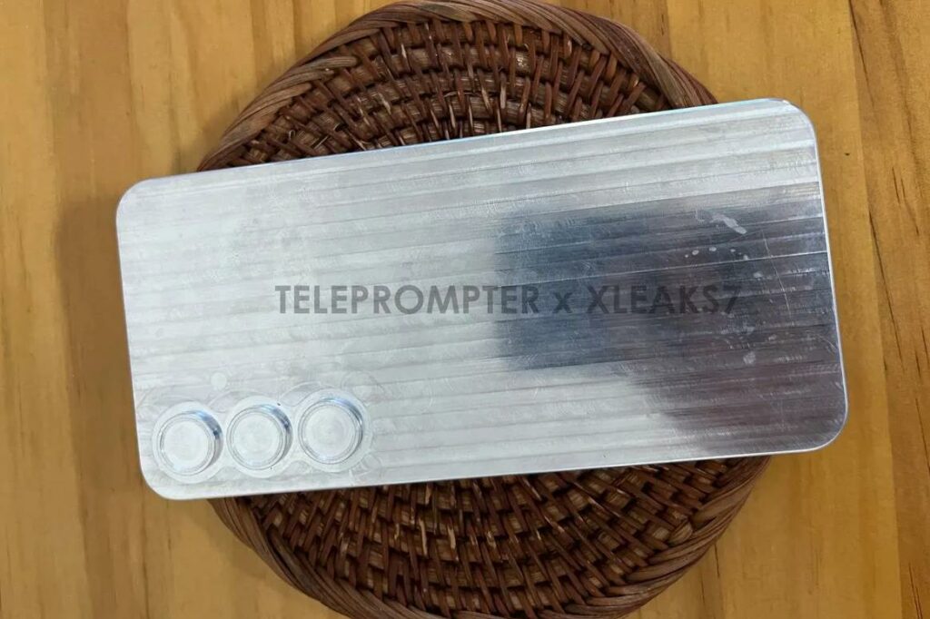 三星Galaxy S24 FE機模曝光：家族式設計，新晶片加持