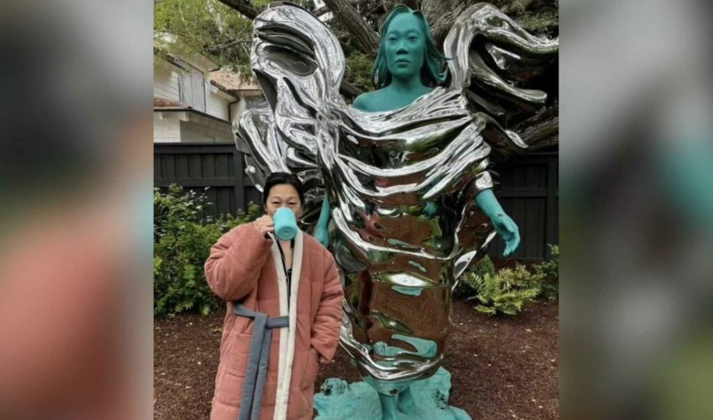 祖克柏為妻子立雕像，由美國知名藝術家精心創作