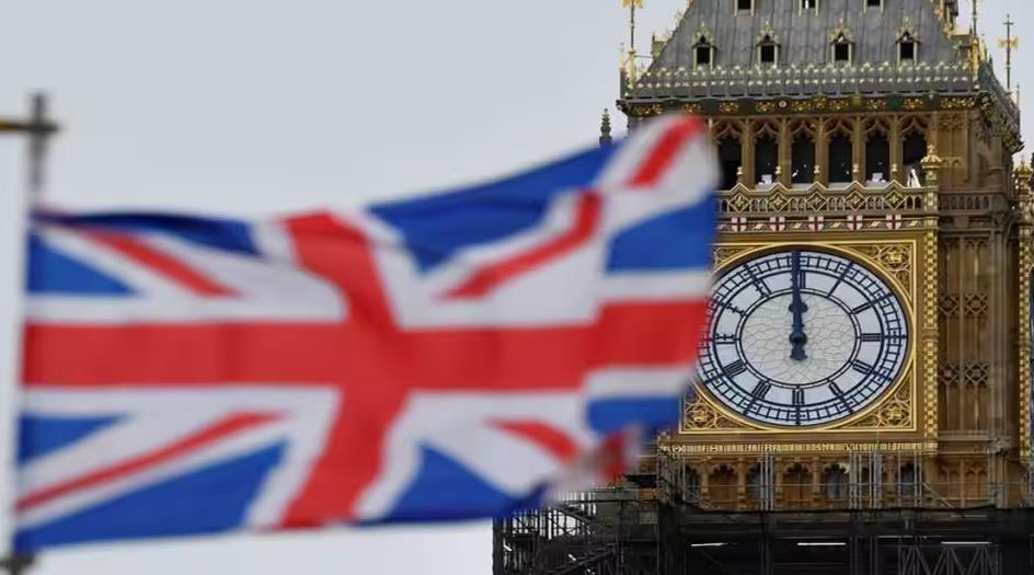 英格蘭或推更嚴戶外吸菸禁令，政府考慮全面控煙措施