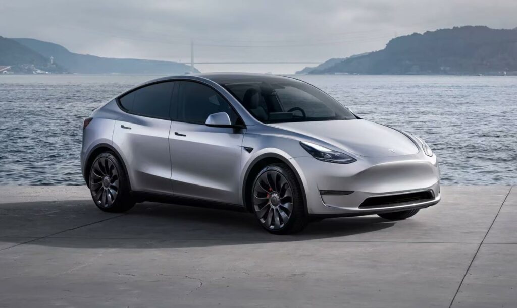特斯拉計畫2025年底推六座版Model Y